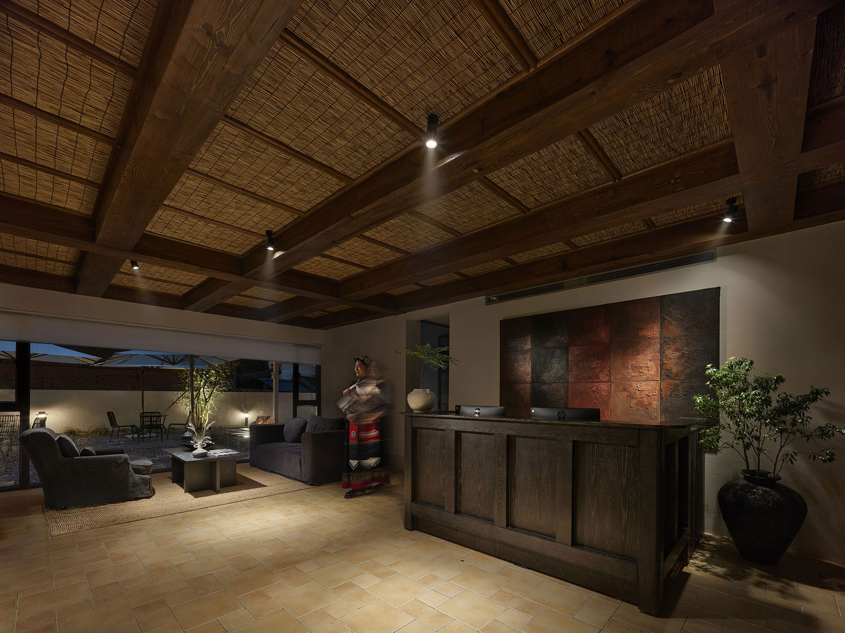 云南麗江·茶馬道拉市海麗世山居酒店設(shè)計