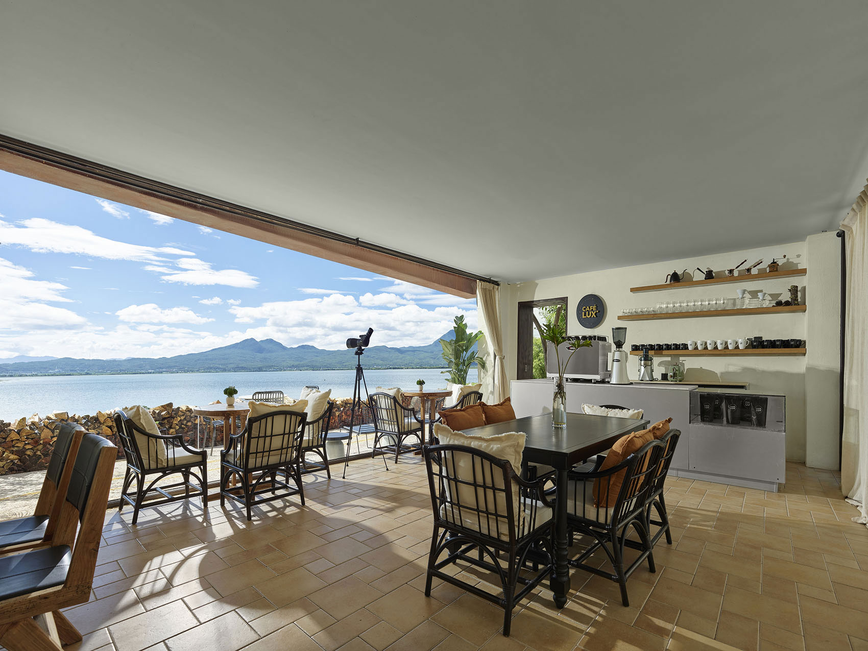 云南麗江·茶馬道拉市海麗世山居酒店設(shè)計